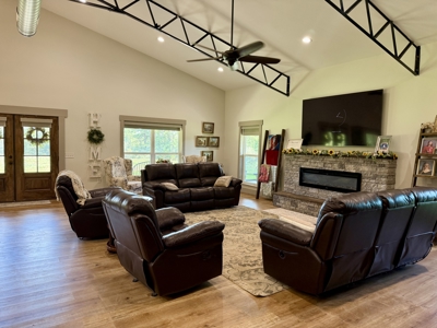 Bardominium Custom Home with 38 acres for sale Chancellor, AL - image 16