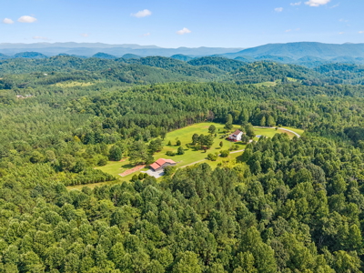 Country Home in TN with Private Acreage and Mountain Views - image 46