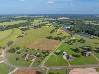 Gated Private Lake Property  Evangeline Parish  Trophy Bass Lake - image 2