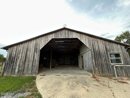 25± Acre Farm & Homesite in Centreville, MS