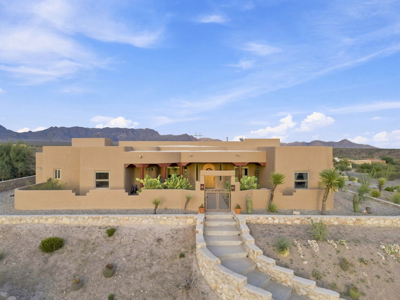 Southwest Home with Mountain Views in Las Cruces, NM - image 9