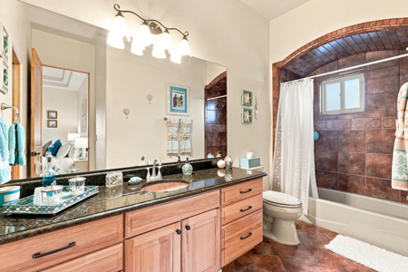Southwest Home with Mountain Views in Las Cruces, NM - image 36