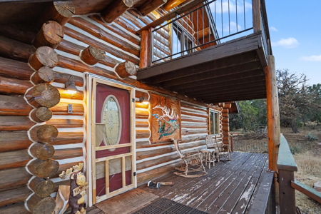 Western Colorado Log Home on 37 Acres with Mountain Views - image 5