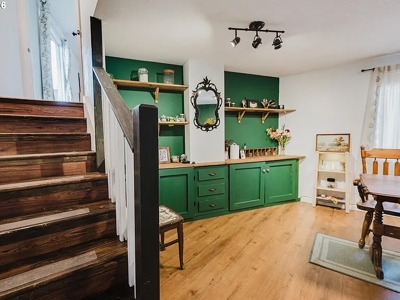 Renovated Yacolt Mini Farm with Shop - image 14