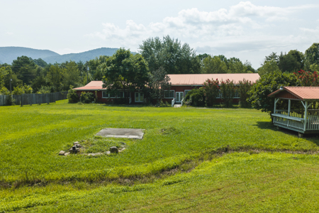 1800s Historic Log Home & Premier Commercial Venue Polk Co TN - image 2