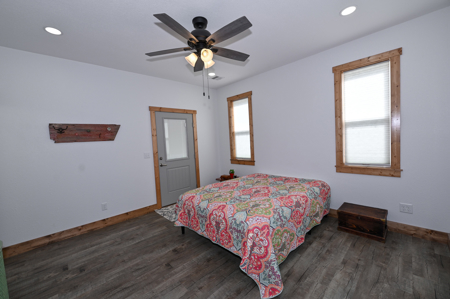 Home for Sale, Cedar County Missouri - image 44