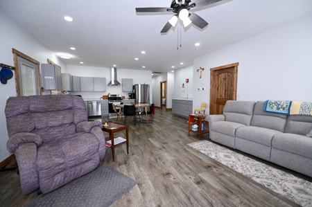 Home for Sale, Cedar County Missouri - image 28