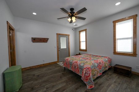 Home for Sale, Cedar County Missouri - image 43