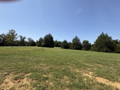 Country Home for Sale in Humphreys County, Tennessee - image 18