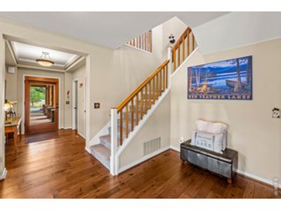 Mountain Home in Gated Fox Acres Community - image 6