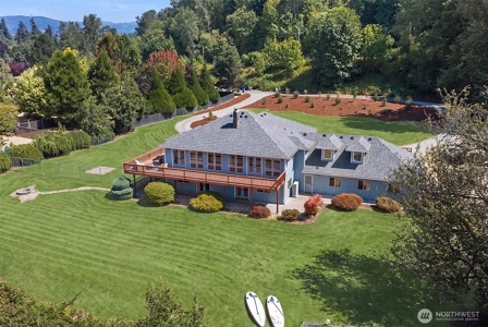 Rare Lewis River Waterfront Retreat in Woodland - image 3