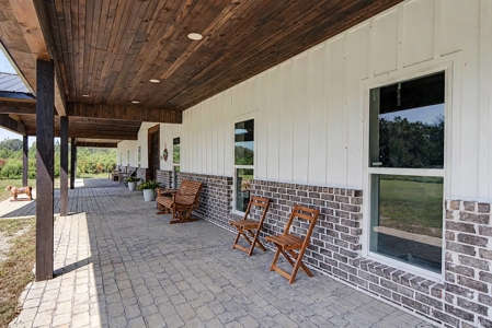 Big Newer Home on Acreage Booneville, Prentiss Co., Mississippi - image 8