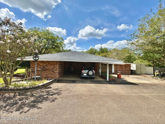 Charming Brick Home in the Heart of Centreville