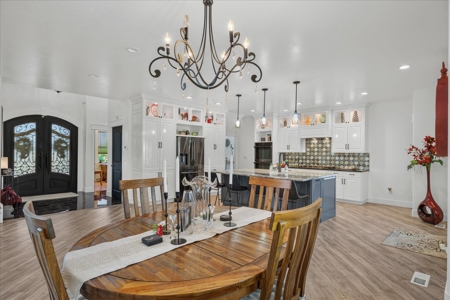 Mountain Craftsman Luxury with Exceptional Views - image 14