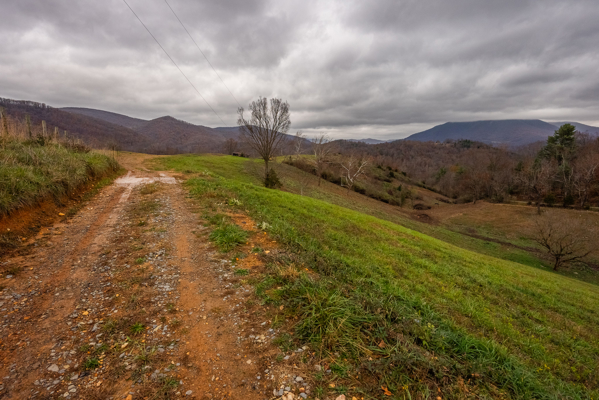 Acreage for Sale in Pearisburg, VA