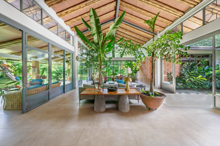 Casa Gratitud | El Valle de Antón | Contemporary Design Home - image 2