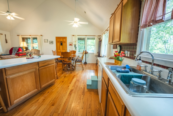 Private Retreat and Cabin for Sale in Scott Co