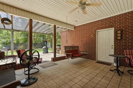 Statesboro Home for Sale with Pond - image 30