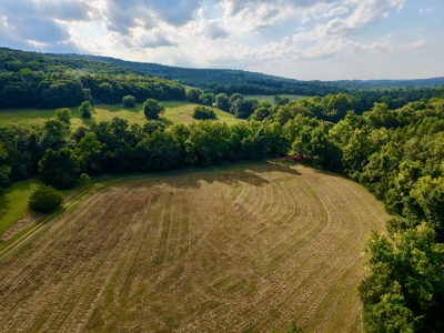 267-Acre Ozark Retreat with Country Home in Huntsville, Arkansas - image 35