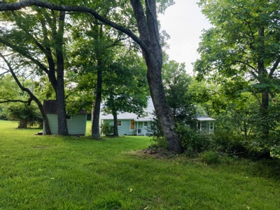 267-Acre Ozark Retreat with Country Home in Huntsville, Arkansas - image 43