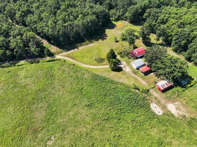 Country home nestled on 2.57 acres - image 15