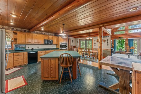 Log Home For Sale Richland County WI - image 18