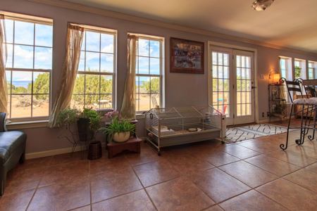 Secluded 4-bedroom Hotchkiss Country Home on 2.9 Acres - image 35