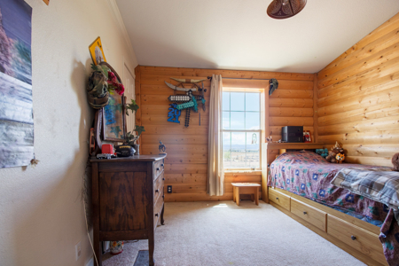 Secluded 4-bedroom Hotchkiss Country Home on 2.9 Acres - image 28