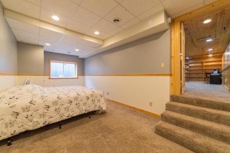 5 Bedroom Home For Sale in Hinckley, MN - image 36