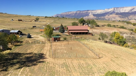 Two Story Log Home With Mountain Views Adjoins BLM - image 35