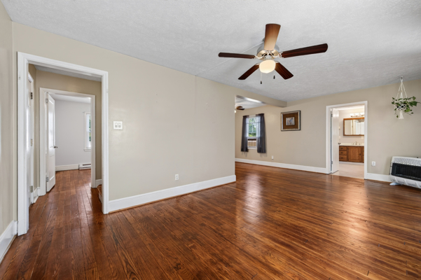 Charming Bungalow for Sale in Pearisburg