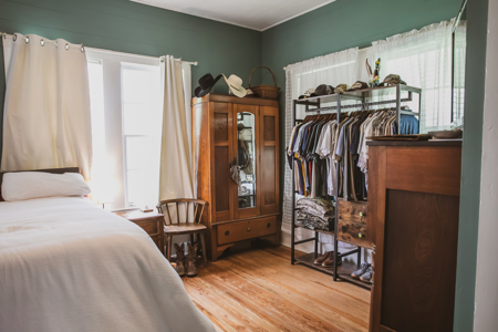 Antique Gem in Historic Cat Spring, TX - image 28