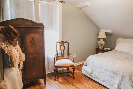 Antique Gem in Historic Cat Spring, TX - image 39
