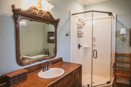 Antique Gem in Historic Cat Spring, TX - image 31
