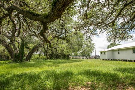Commercial Investment Opportunity - World-renowned Round Top, TX - image 9
