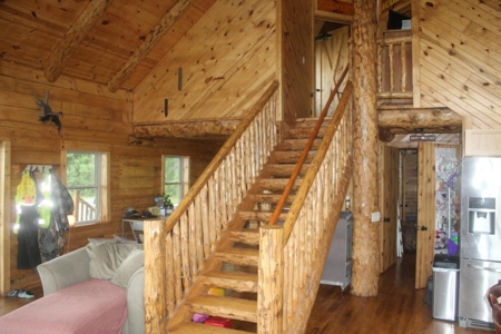 Amish-Built Log Home on Acreage For Sale in Milaca, MN - image 4