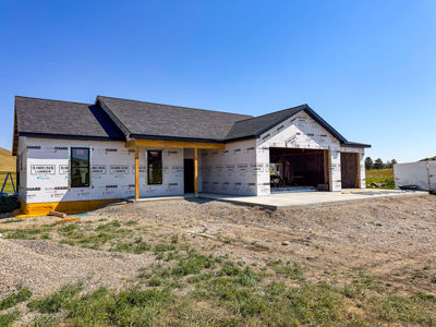 New Construction | Single-Level Living | 1.36 Acres - image 12