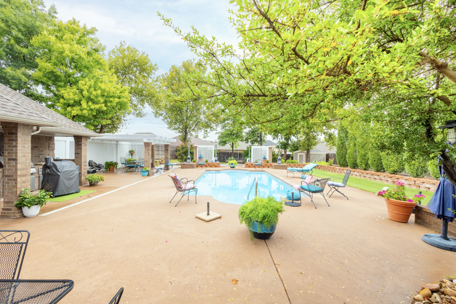 No Caption