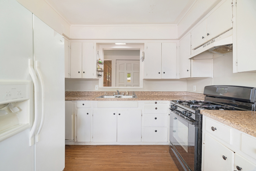 No Caption