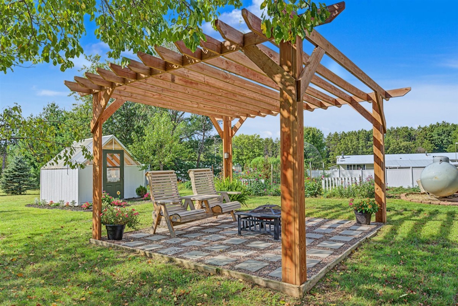 No Caption