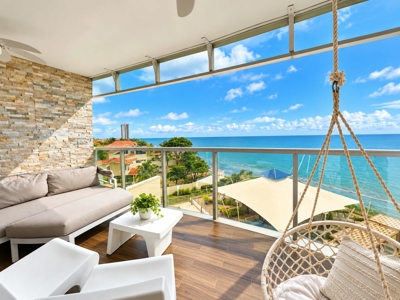 Luxury Remodeled Beachfront Condo Ocean Waves | Nueva Gorgona - image 2