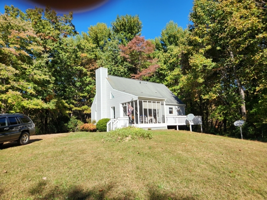 Cottage for Sale in Stuart Virginia