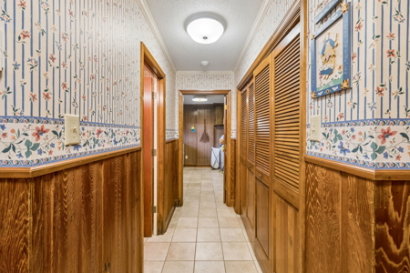 Brick Farmhouse with Acreage and Barn for Sale in Athens, TN - image 5
