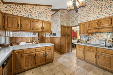 Brick Farmhouse with Acreage and Barn for Sale in Athens, TN - image 18