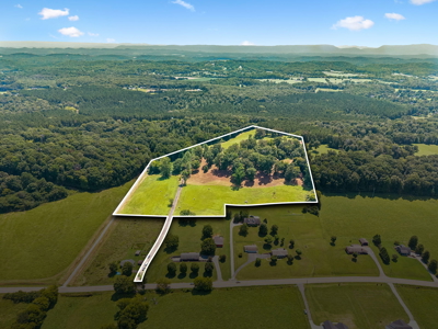 Brick Farmhouse with Acreage and Barn for Sale in Athens, TN - image 47