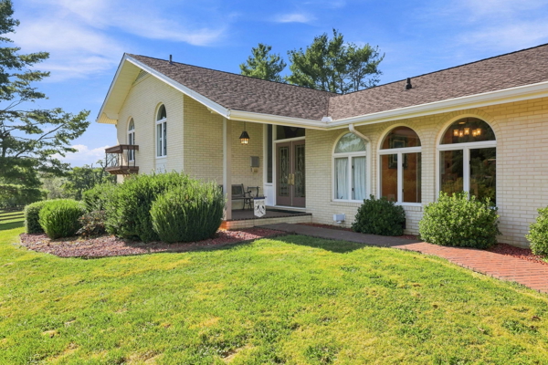 Premier Country Estate for Sale in Meadowview VA!