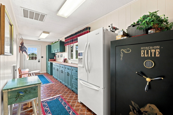 Premier Country Estate for Sale in Meadowview VA!