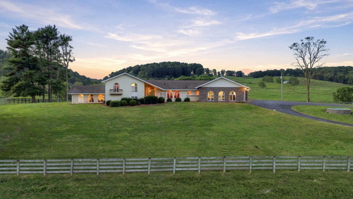 Premier Country Estate for Sale in Meadowview VA!