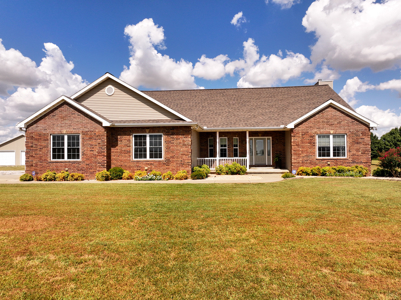 Home for Sale Barton County, Missouri - image 1