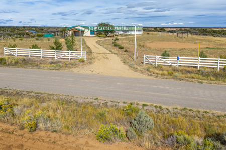 80-Acre Equestrian Ranch Near Dove Creek | Sun Canyon Ranch - image 3